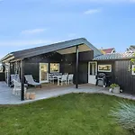 Pedersen - 50m From The Sea By Interhome