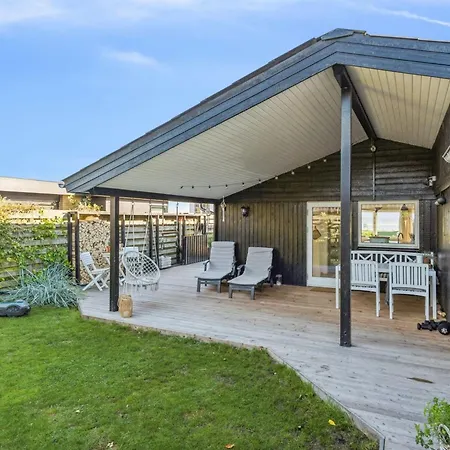 Pedersen - 50m From The Sea By Interhome Sjølund