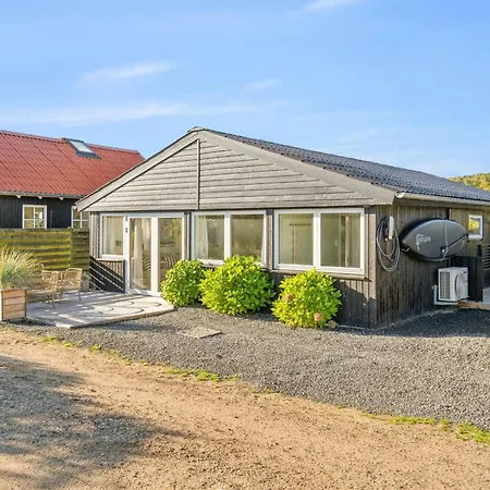 Pedersen - 50m From The Sea By Interhome * Sjølund