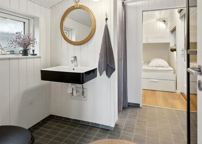 Pedersen - 50m From The Sea By Interhome Holiday home Sjolund